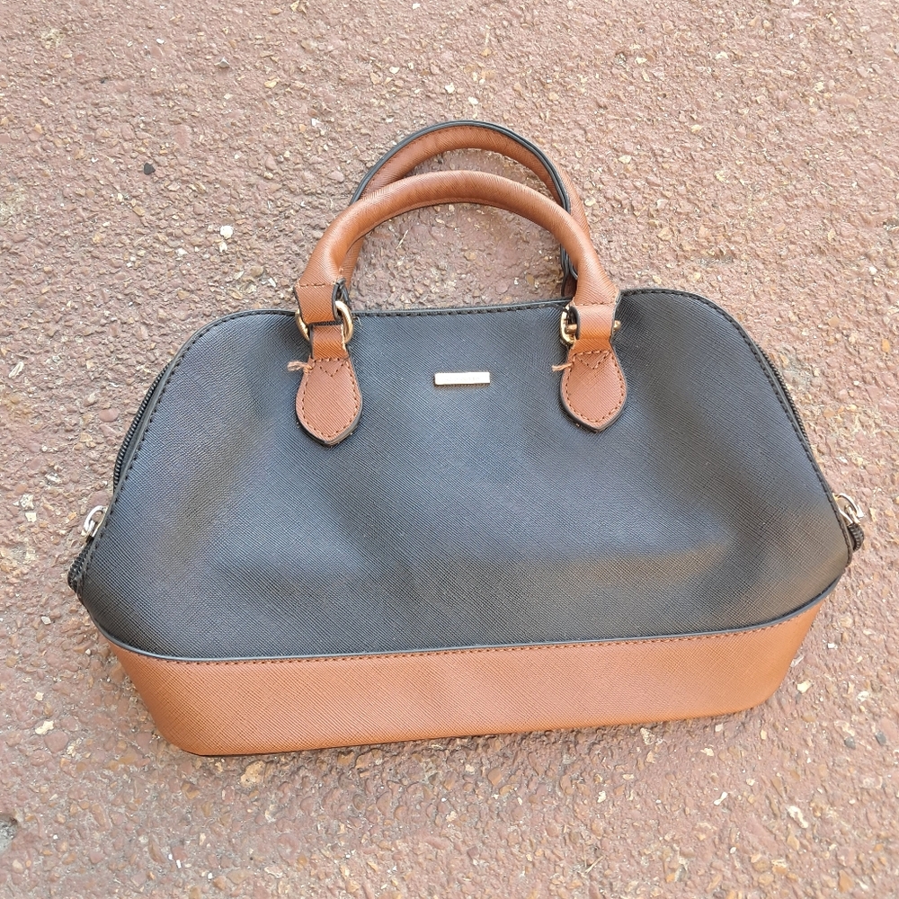 NWOT LOVEVOOK Elegant Two-Tone Handbag